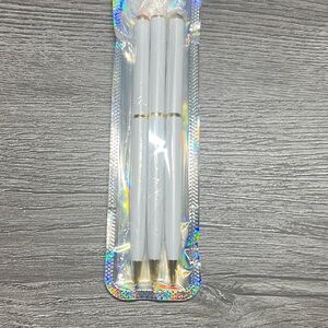 Elegant White and Gold Pen Set